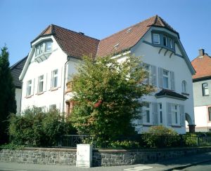 Kanzlei-Geb&auml;ude Koch, Dr. Koch und Partner in Gr&uuml;nberg